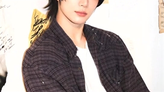 آهنگ Panic از بومگیو عضو تی اکس تی که ۱۶ هفته در چارت بوده، به طولانی‌ترین سینگل ترک سولوی کیپاپ در سال جاری در کپشن؟!