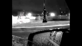 من اونی هستم که همرو میخندونم....