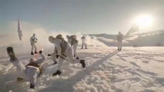 تمرین نیروهای ویژه حزب الله لبنان (یگان رضوان) در برف - انا علی العهد