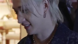 خب میخواستم بگم تولد ریحانه و مونبین مبارک