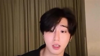 هان آهنگ From the start رو کاور کرده و خیلی هم وایرال شده بود