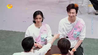 پارت 2 قسمت 20231216برنامه چینی سلام شنبه ( بازیگرای سریال سفر به سوی عشق ) لیو یونینگ و لیو شیشی