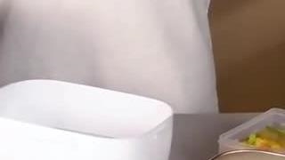 ظروف داخل یخچال