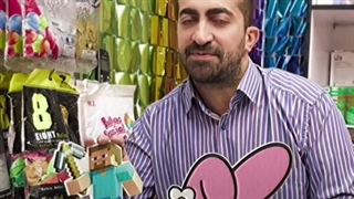 تولدت رو با استند های عروسکی چوبی شیک تر بکن