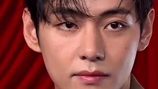 خدا وقتی داشت تورو خلق میکرد ، حتما حالش خیلی خوب بوده :) | تهیونگ