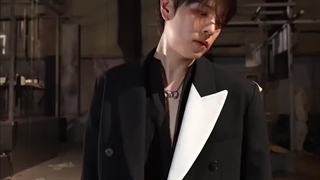 StrayKids - Seungmin - DO IT