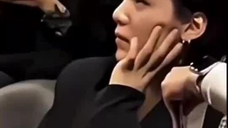 به خدا احساس میکنم یونگی داره با امام زمان رقابت میکنهه