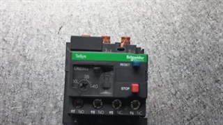 بررسی کلید حرارتی اشنایدر در آرتا صنعت — حفاظت مطمئن موتور صنعتی