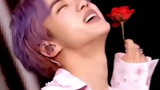 تولدت مبارک سوکجینی!!! کلی ممنون که امروز به دنیا اومدی پسر مهربون♡♡ کپشن**