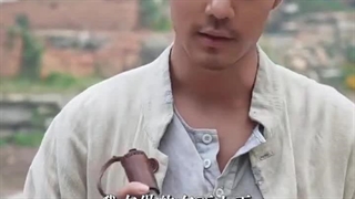 جان در مورد فیلم جدیدش حرف میزنه اسم فیلمش هست  Gezhi Town