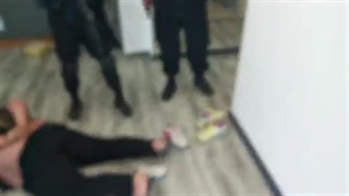 لحظۀ دستگیری اراذل در سعادت‌آباد