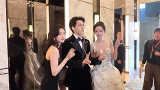 وقتی نمیخوای عکس بندازی ولی مجبورت میکنن:)جوزف جان این کفران نعمته:))My story