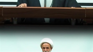 استاد پناهیان: راه حلِّ کلانِ مشکلات کشور