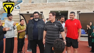 سوپرایز مهاجری پیش از تمرین پارس جنوبی جم