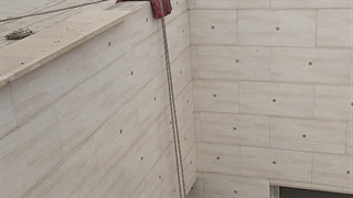 پیچ و رولپلاک سرامیک نمای ساختمان همراه با واشر