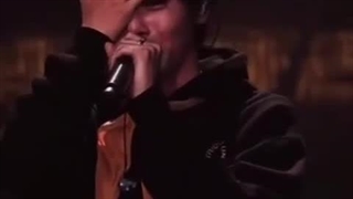 من به دنیا اومدم که تنها باشم و …