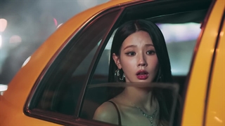 موزیک ویدیو آهنگ Queencard از جی آیدل (درخواستی)