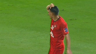 گل دوم تراکتور به پیکان به دلیل آفساید مردود اعلام شد