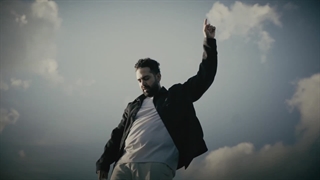 دانلود موزیک ویدیو جدید بهرام به نام آغوش