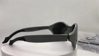 عینک آفتابی ورزشی طرح Oakley