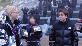 پشت صحنه‌ی موزیک ویدیو DIVINE از STRAY KIDS با زیرنویس فارسی آنلاین♡♡کپ