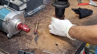 تعویض خازن و چرخ دنده و گیربکس جک پارکینگیPROTECO