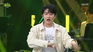 چالش یه گربه تنها روی رودخونه یخ زده راه میره