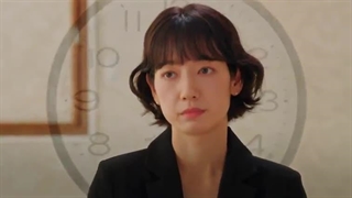 قسمت ۱ سریال کره ای Undercover miss hong 2026 با بازی پارک شین هه و کو کیونگ پیو و یونا (ایتزی)