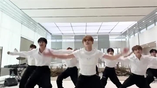 بیو گرافی گروه آلفا داریو وان ALPHA DRIVE ONE