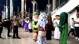 غوغای عروسک ها در فرودگاه ایران