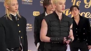 _ آپدیت اینستاگرام استری کیدز با پسرا در فرش قرمز مراسمLe Gala Des Pieces Jaunes