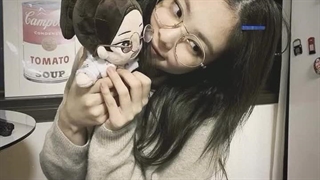 تو کامنتا یه دلیل برای هیت دادن به جنی بگین