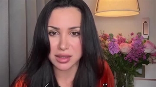 هنوز یاد نگرفتی چیزی رو رها کنی ...