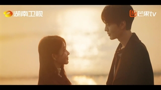 یکی از سریال های قشنگی که در حال فیلم برداریه و قراره خیلی قشنگ باشه(سریال چینی گرما در تاریکی The Warmth In The Dark:)my story