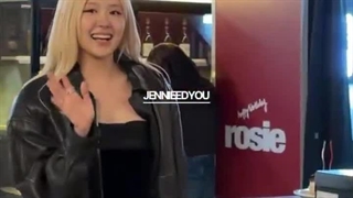 منتشر شده از رزی که در کافه‌ای در سئول با حضور طرفدارها تولدش رو جشن گرفته