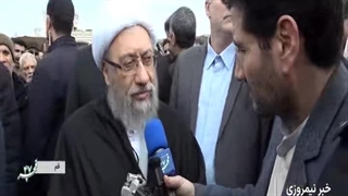 حضور آیت الله آملی لاریجانی در راهپیمایی ۲۲ بهمن قم