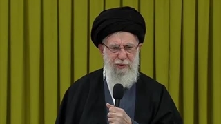 پیام رهبر انقلاب به شرکت کنندگان در راهپیمایی ۲۲ بهمن