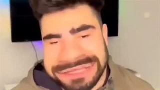 میکی کلافه۲