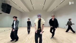 لایو پرکتیس کورتیس (MIC Drop  BTS )