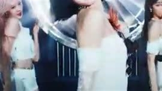 میشه هشتگ #به_سلیقه_هم_احترام_بذاریم رو بذارید؟ ممنون میشمممم♡♡♡♡