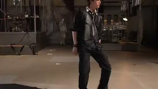دنس آهنگ "Do it" از آلبوم کارما "Karma" با هیونجین عضو استری کیدز "STRAY KIDS"