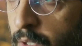 ببین من نمیدونم بابات چی گذاشته سر سفرتون که حالت اینطوریه!!!