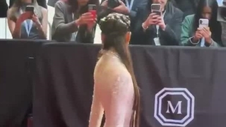 منتشر شده از لیسا در راه Met Gala 2026