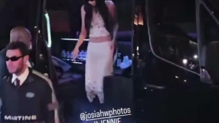 منتشر شده از Jennie برای After party (Met Gala)