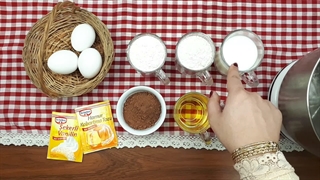 کیک خانگی شکلاتی