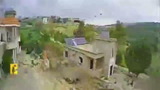 انهدام خودروی زرهی صهیونیست ها با کوادکوپتر حزب الله لبنان