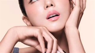 منتشر شده از جیسو برای Dior Beauty .(پرنسس زیبا)