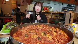 187
