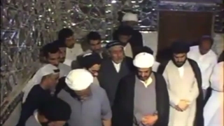تشییع آیت الله سید ابوالقاسم خویی و اقامه نماز توسط آیت الله سیستانی در نجف - 1371